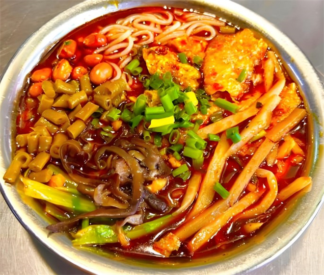 柳州螺蛳粉火锅加盟