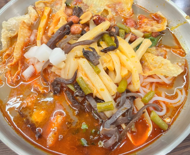 义江人柳州螺蛳粉