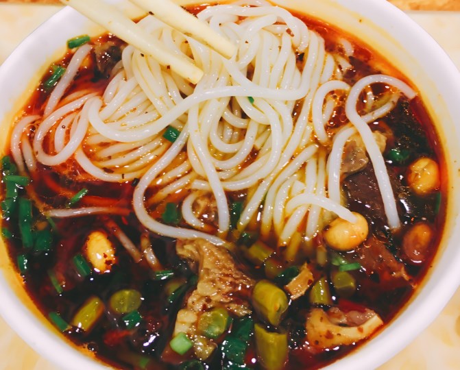 覃肥叔桂林米粉螺蛳粉加盟