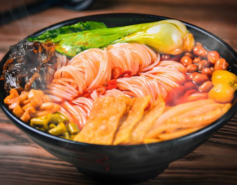 杨融青螺蛳粉加盟