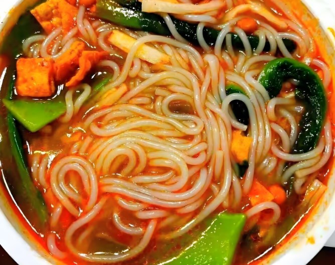 覃肥叔桂林米粉螺蛳粉