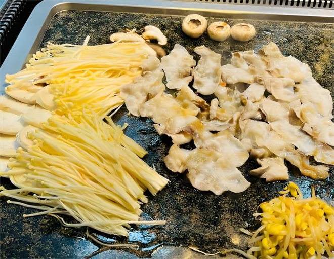 神火源石板烤肉