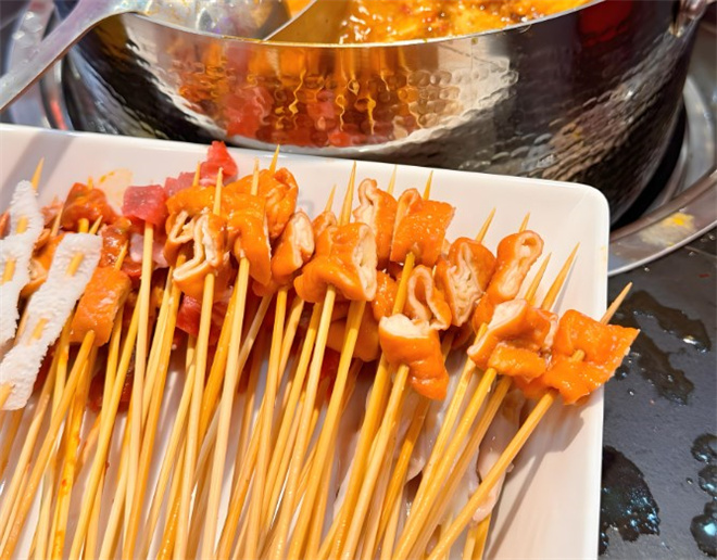 坏大叔串串香加盟