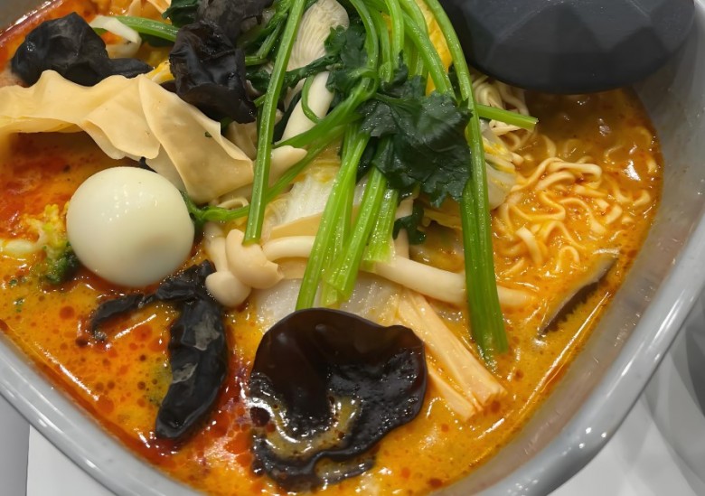 鲜货盘盘麻辣烫 鲜货盘盘麻辣烫