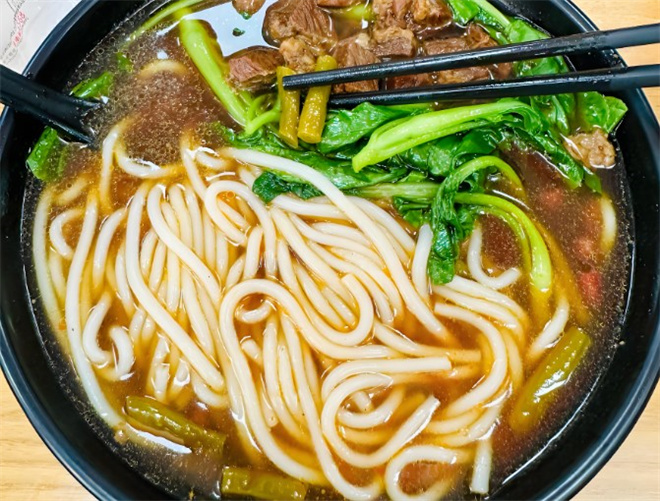 粉家源桂林米粉