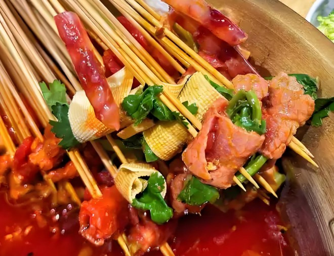 小洋婆串串香火锅