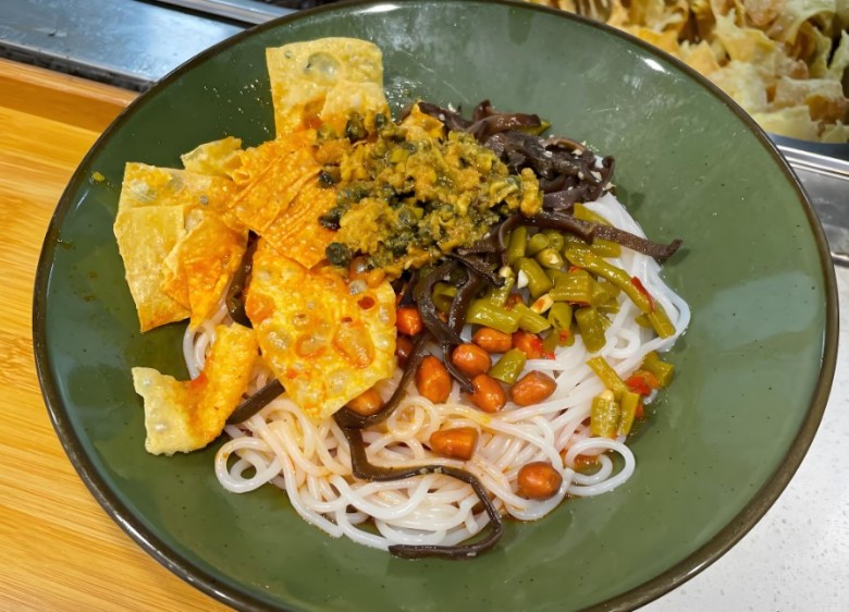 青云螺蛳粉加盟