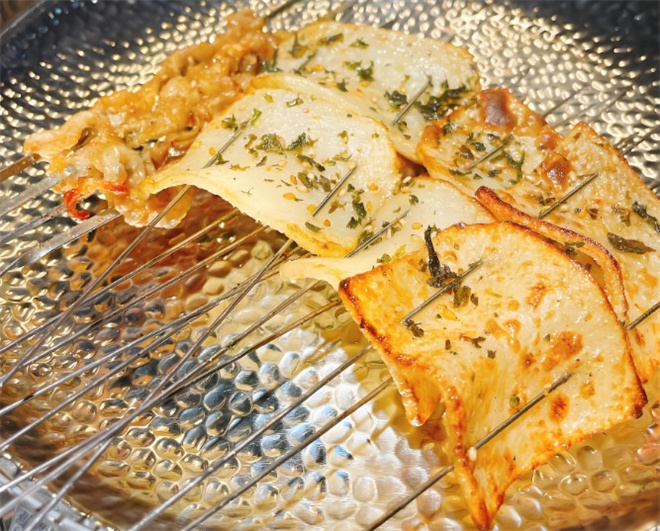 集合燥肉炭火烤肉加盟