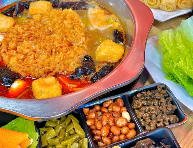 螺大胆螺蛳粉火锅加盟