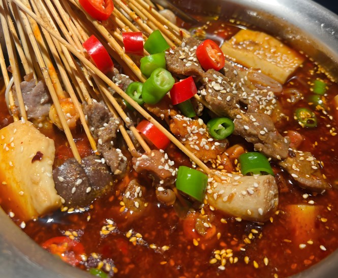 麻辣有约串串火锅