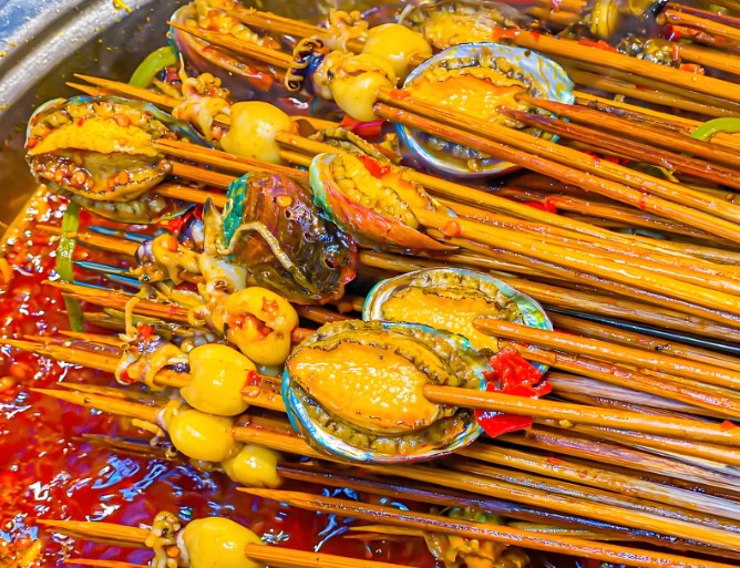 鲍媳妇火锅串串加盟