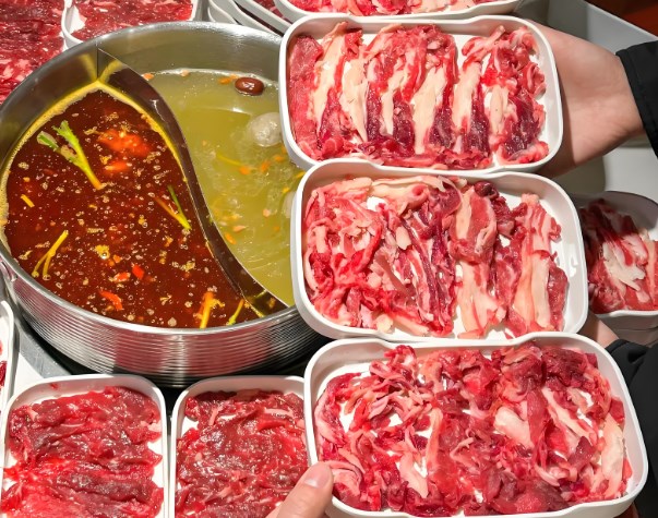 牛筐筐鲜切牛肉自助火锅加盟