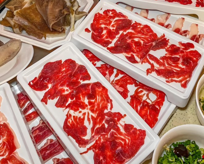 蜀牛婆鲜切牛肉自助火锅