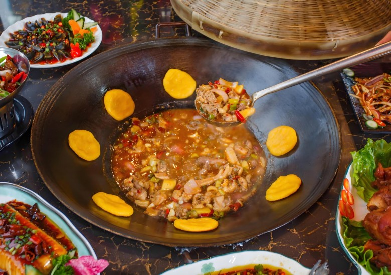 老柴房柴火鸡加盟