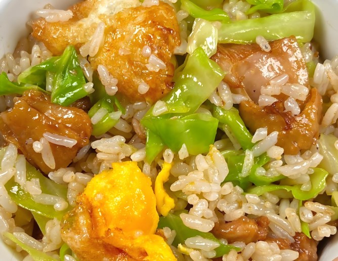 魯淳淳炒飯吧加盟