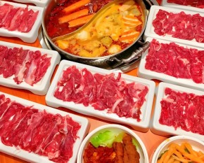 奔牛場(chǎng)番茄鮮牛肉火鍋