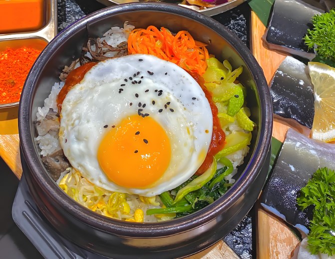 阿吉玛石锅拌饭加盟