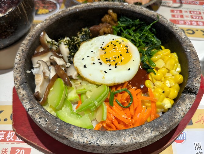 尚合屋石锅拌饭