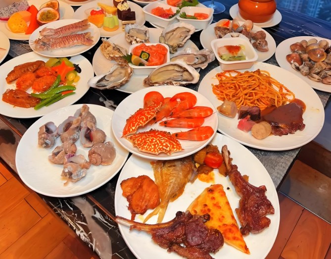 海茵汇汤泉自助餐