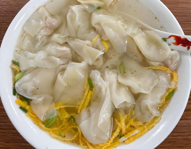 老阿妈妮馄饨店加盟