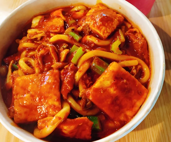 郭小妍初见新疆炒米粉加盟 郭小妍初见新疆炒米粉加盟