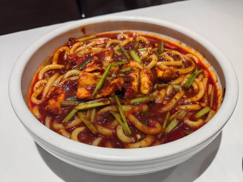 郭小妍初见新疆炒米粉加盟 郭小妍初见新疆炒米粉加盟