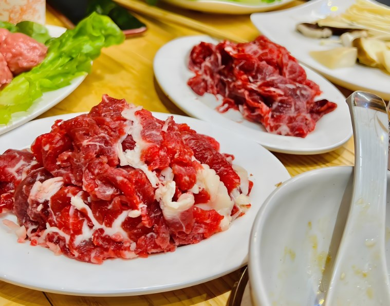 烫有味潮汕牛肉火锅