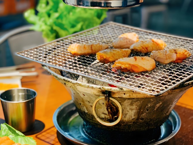 小竹家炭火烤肉加盟