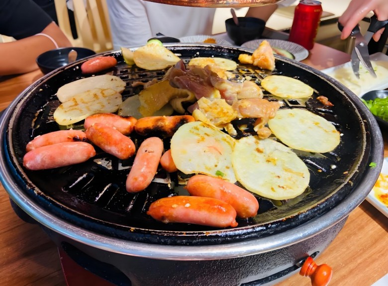 小竹家炭火烤肉加盟