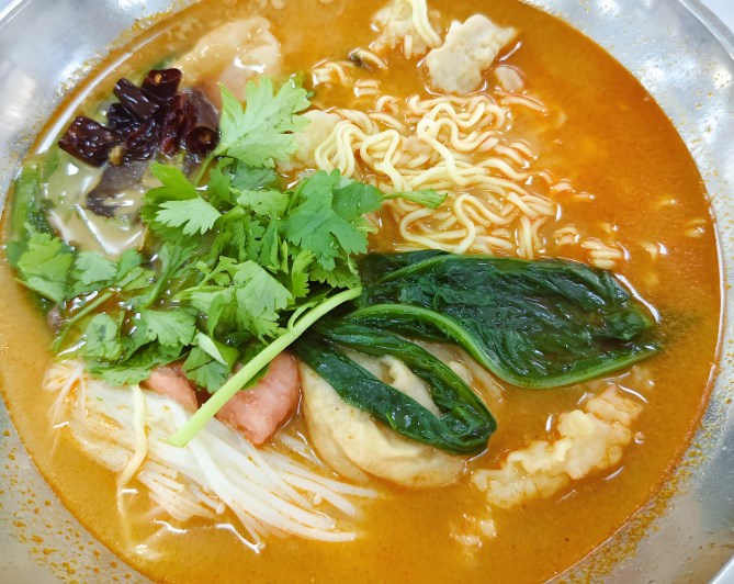 老椒情麻辣燙加盟