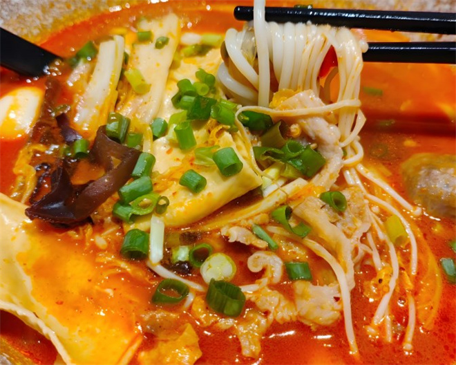 肥牛师傅牛肉米线加盟