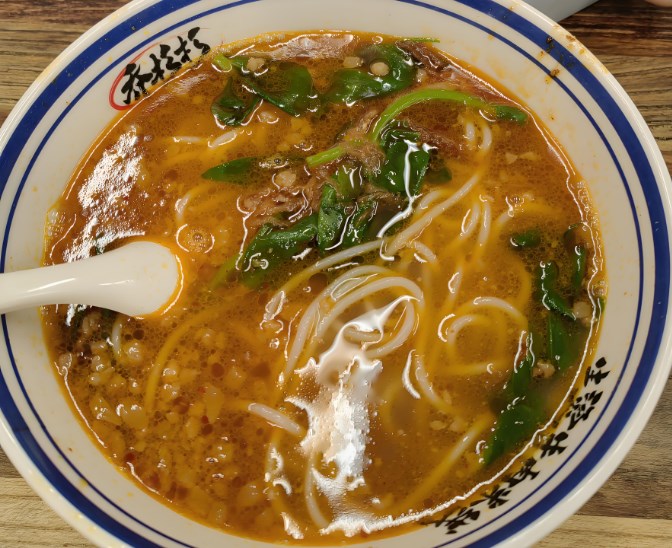 乔杉杉生烫牛肉米线加盟