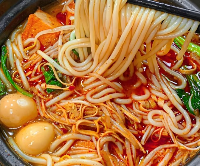 瑶家妹子过桥米线加盟