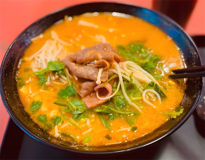 香港肥汁米兰小锅米线加盟