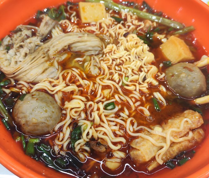 长英绝味水煮麻辣烫加盟