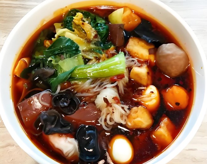 鹤柏麻辣烫加盟