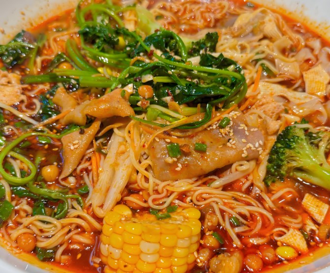 长英绝味水煮麻辣烫