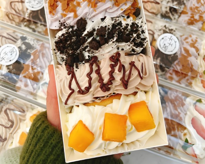 卷时烘焙蛋糕店加盟