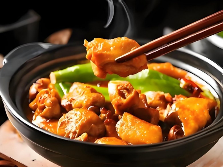 云鄰坊黃燜雞 云鄰坊黃燜雞