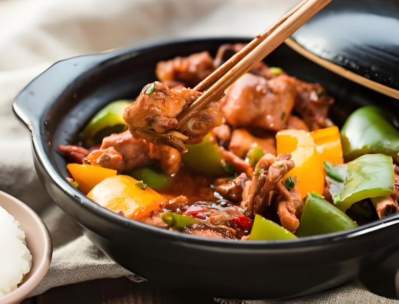 張一艷黃燜雞 張一艷黃燜雞