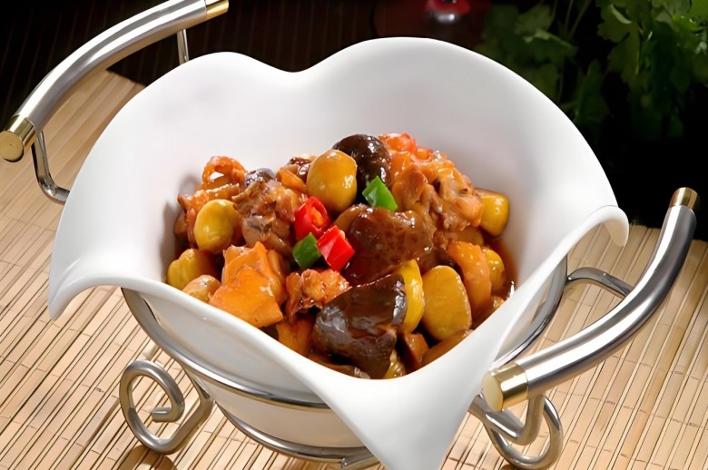 張一艷黃燜雞 張一艷黃燜雞