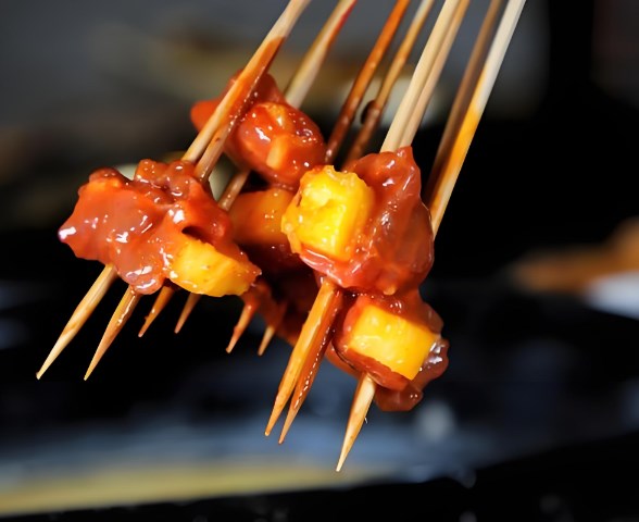 吃三家麻辣小牛肉串串香