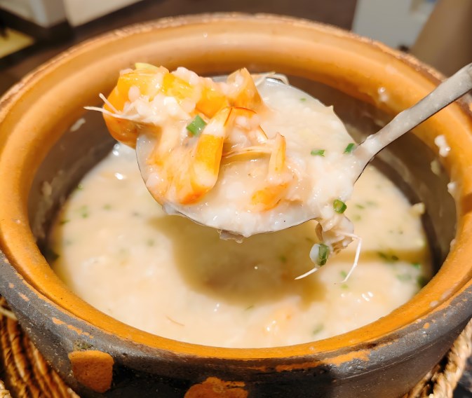 潮苑海鲜砂锅粥加盟