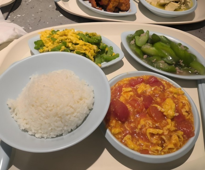 米小蛮中式快餐加盟