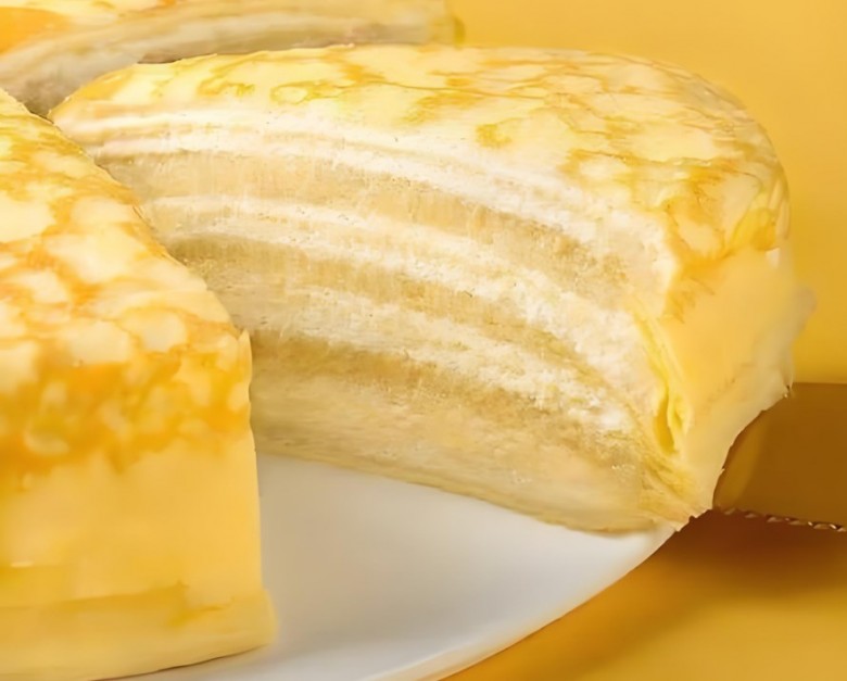 嘟满满榴莲千层蛋糕