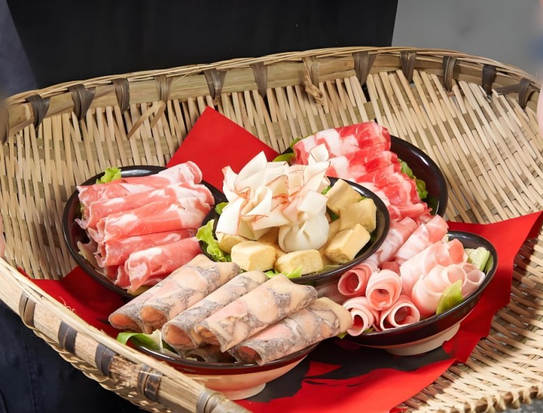 轻帆荟和牛火锅加盟