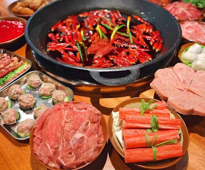 锅哥有料老火锅加盟