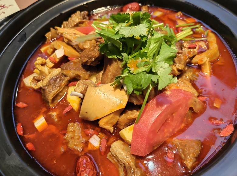 茁玉两间牛杂老火锅加盟