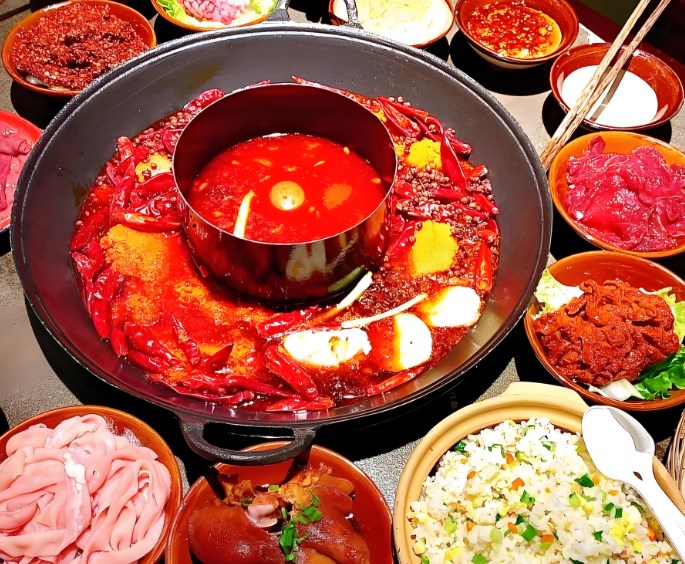 朱四斤老火锅加盟