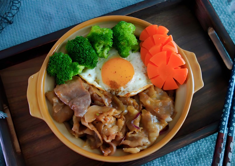 食小资日式肥牛饭